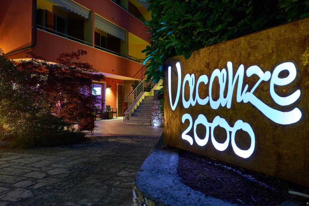 מאלצ'סינה Residence Hotel Vacanze 2000 - Adults Only מראה חיצוני תמונה